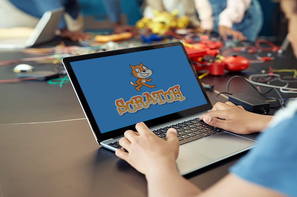 Lập trình Scratch trực tuyến giúp cậu bé 9 tuổi đam mê công nghệ