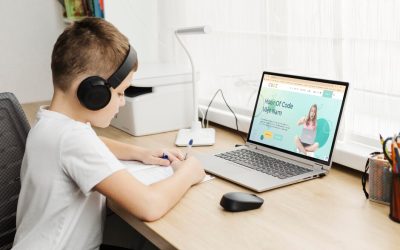 Làm Sao Để Cha Mẹ Có Thể Theo Dõi Tiến Độ Học Lập Trình Của Con?